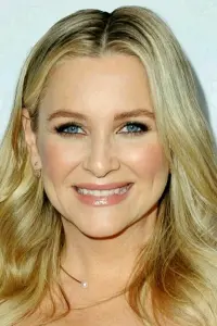 Photo Jessica Capshaw