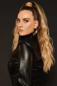 Photo Perrie Edwards