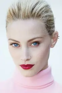 Photo Sarah Gadon