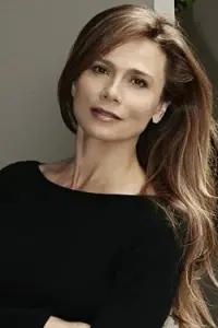 Photo Lena Olin