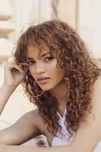 Photo Leslie Grace