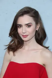 Photo Lily Collins