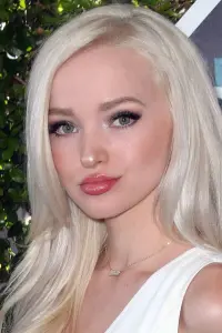 Photo Dove Cameron