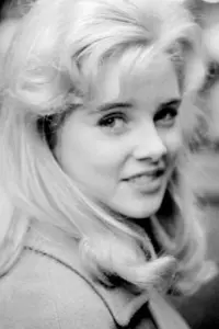 Photo Sue Lyon