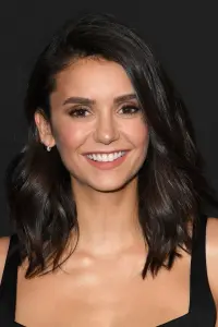 Photo Nina Dobrev