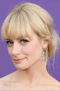 Photo Beth Behrs