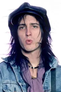 Photo Izzy Stradlin