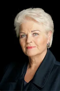 Photo Pam St. Clement