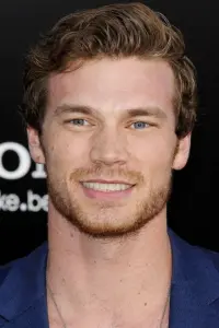 Photo Derek Theler