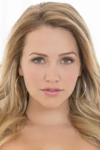 Photo Mia Malkova