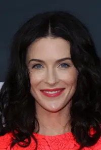 Photo Bridget Regan