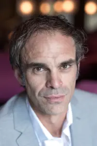 Photo Steven Ogg