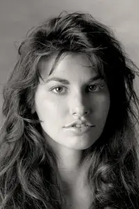 Photo Gina Gershon