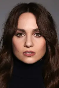 Photo Tuppence Middleton