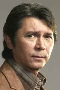 Photo Lou Diamond Phillips