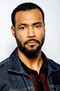 Photo Isaiah Mustafa