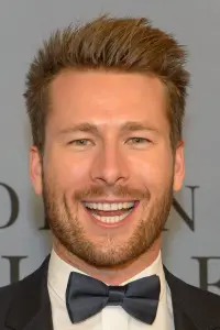 Photo Glen Powell