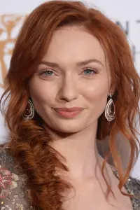 Photo Eleanor Tomlinson