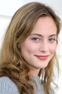 Photo Nora Arnezeder