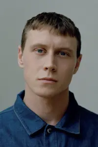 Photo George MacKay