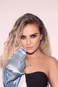 Photo Perrie Edwards