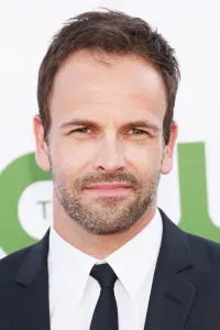 Photo Jonny Lee Miller