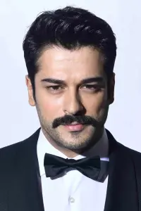 Photo Burak Özçivit