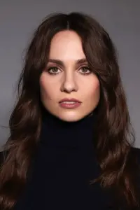 Photo Tuppence Middleton