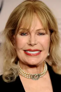 Photo Loretta Swit