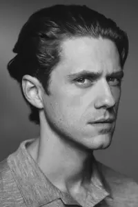 Photo Aaron Tveit