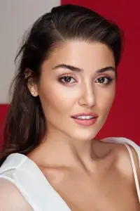 Photo Hande Erçel