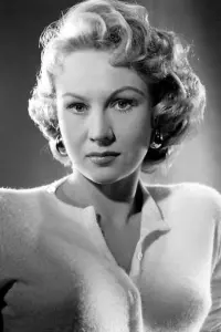 Photo Virginia Mayo