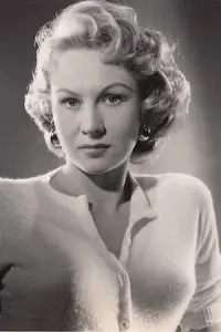 Photo Virginia Mayo