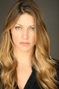 Photo Jes Macallan