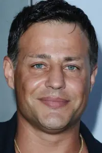 Photo Louis Mandylor