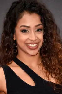 Photo Liza Koshy