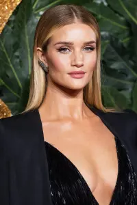 Photo Rosie Huntington-Whiteley