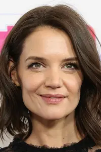 Photo Katie Holmes