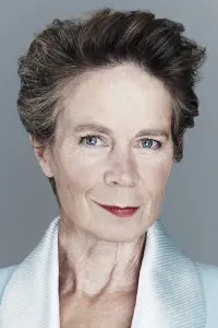 Photo Celia Imrie