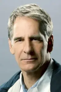 Photo Scott Bakula