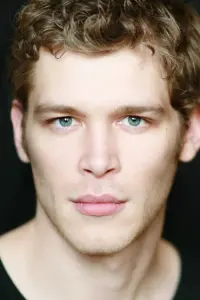 Photo Joseph Morgan