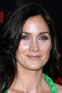 Photo Carrie-Anne Moss