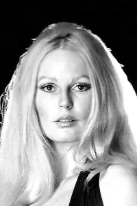 Photo Veronica Carlson