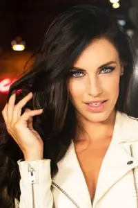 Photo Jessica Lowndes