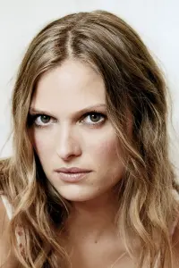 Photo Vinessa Shaw