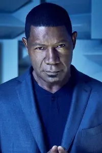 Photo Dennis Haysbert