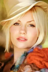 Photo Elisha Cuthbert