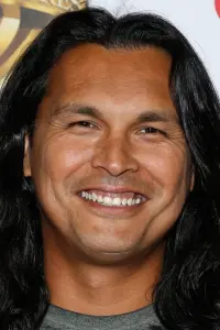 Photo Adam Beach