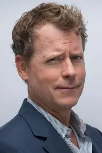 Photo Greg Kinnear