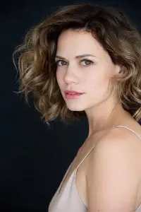 Photo Bethany Joy Lenz